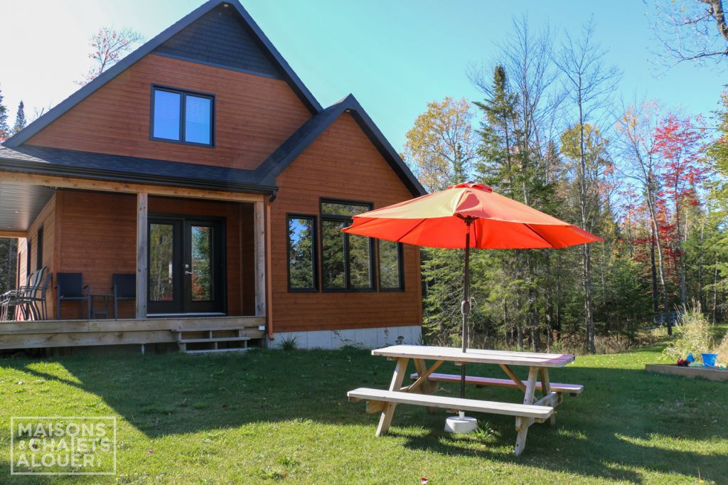 Au Chic Chalet Du Lac Aylmer Au Chic Chalet Du Lac Aylmer